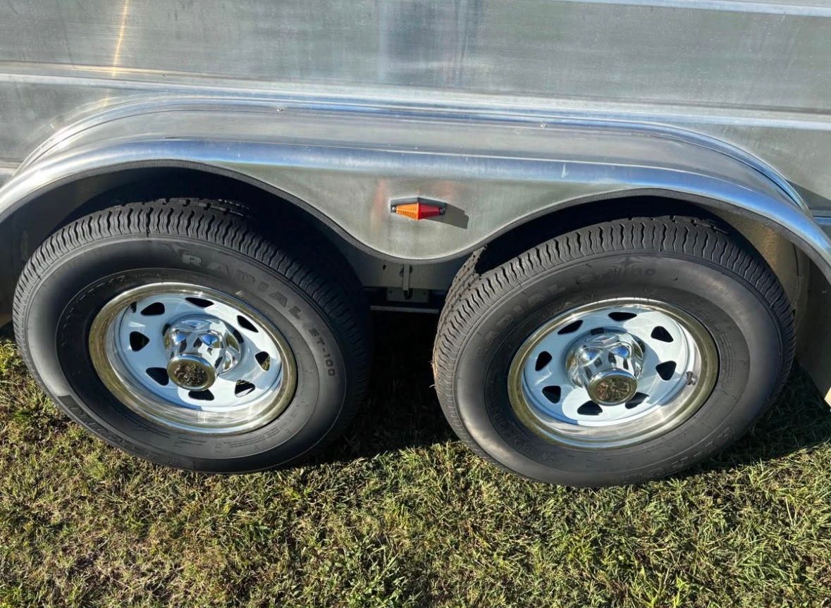 2003 Kiefer Built 2H Slant Load 