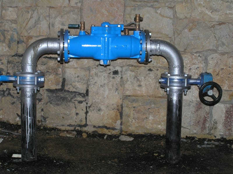 הרכבת מז"ח "3 WATTS 009 לתוך מפרט מים קיים