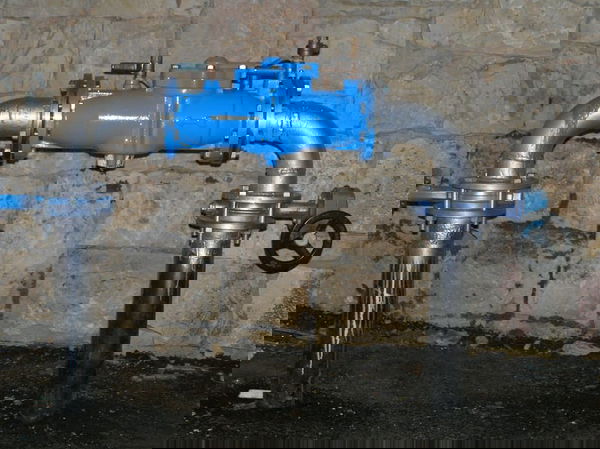 הרכבת מז"ח "3 WATTS 009 לתוך מפרט מים קיים