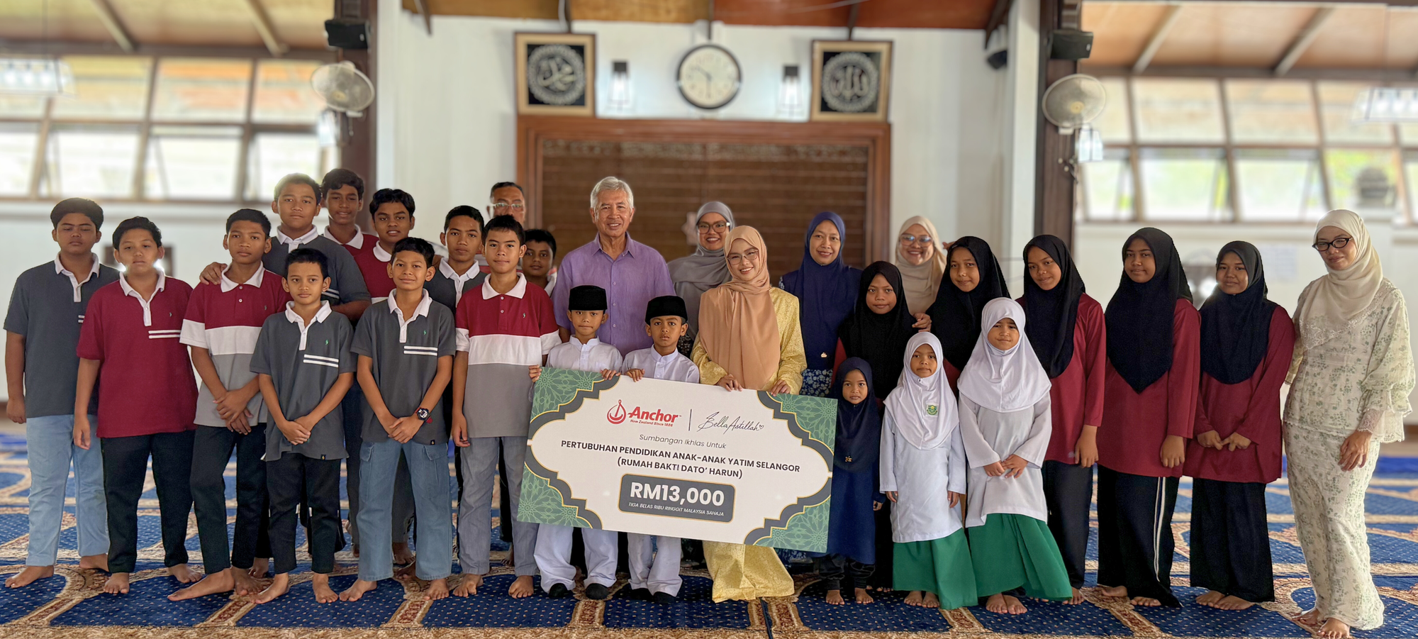 Kuih Raya Bella Astillah Habis Dalam Masa 5 Minit, Anchor Butter Kumpul RM13,000 Untuk Amal