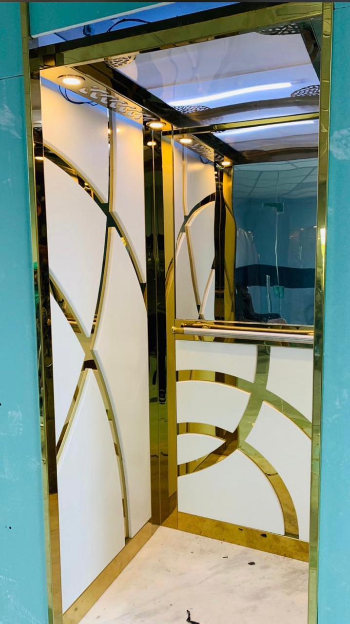 تصميم المصعد من الداخل