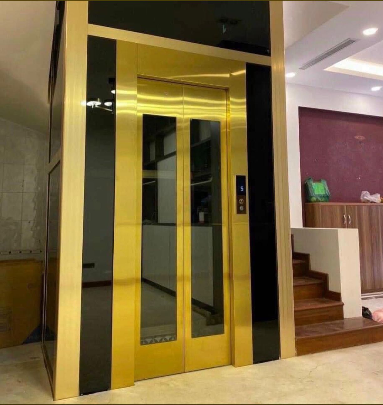 مصاعدبانوراما زجاجي داخلي وخارجي مع افضل شركة مصاعد بانوراما الرواد العالمي