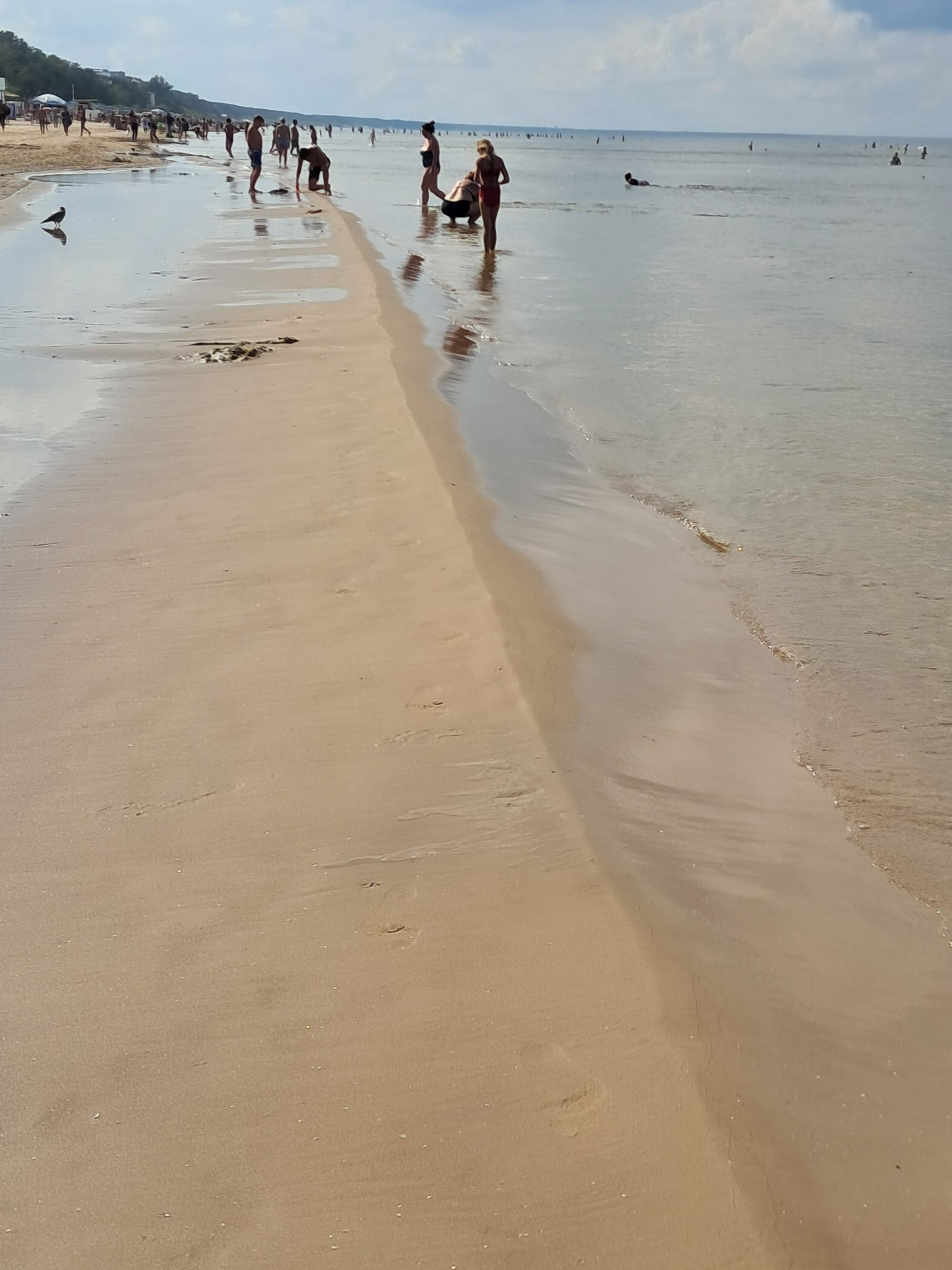 Der feinsandige Badestrand von Jurmala