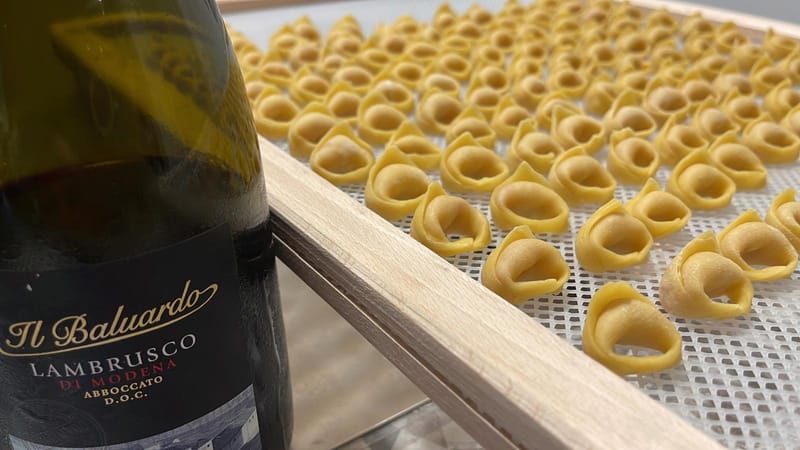 Tortellini Dish: Enhancing the Joy of Christmas Lunch