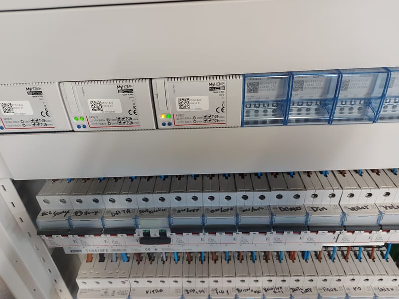 Électricité &amp; domotique