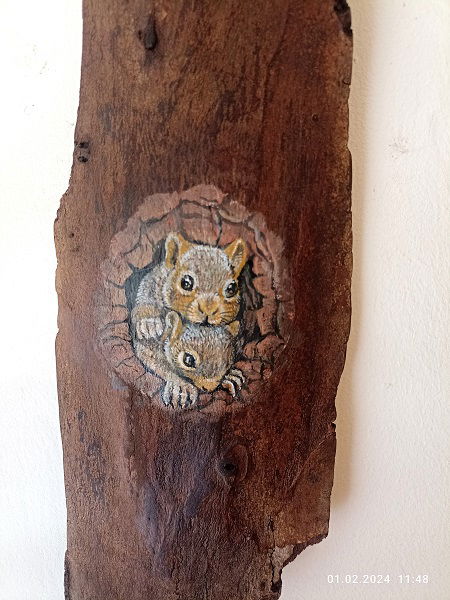 ציורים על עץ