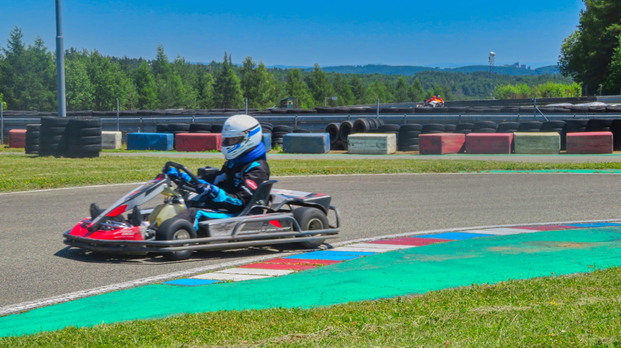 Kostřica Karting Sport si i přes hustý provoz a horko odváží z Automotodromu Brno krásné časy
