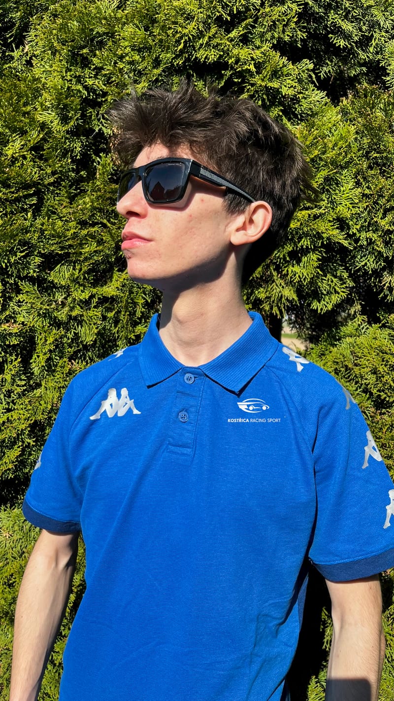 Týmová polokošile Kostřica Racing Sport ve spolupráci se značkou Kappa.