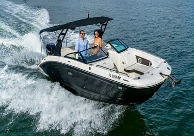 Experience Miami Like Never Before: The Ultimate Guide to Private Boat and Yacht Rentals