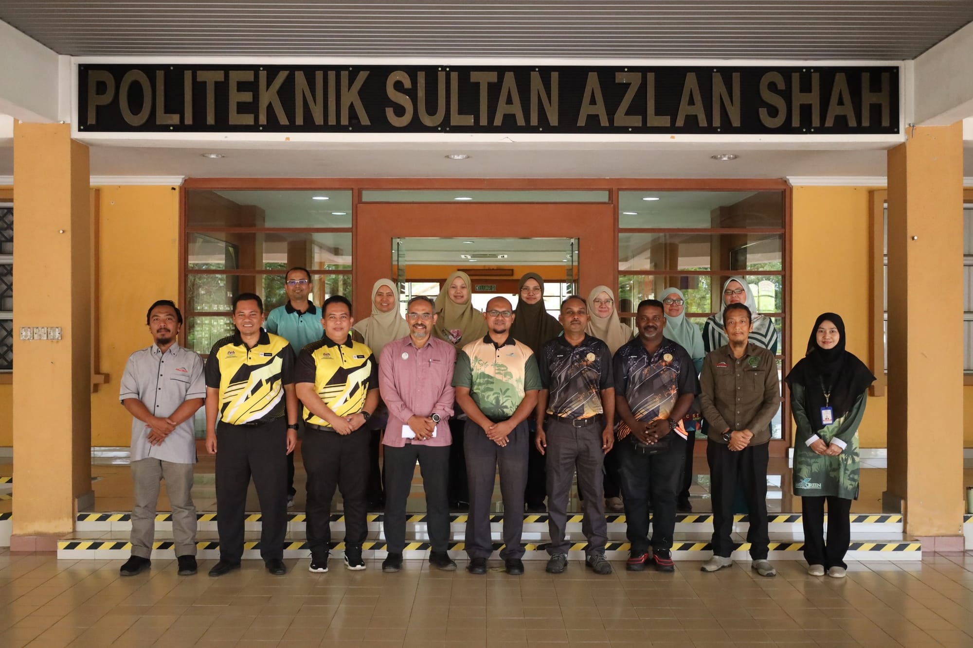 CSR Hijaukan Bumi Hijaukan Minda