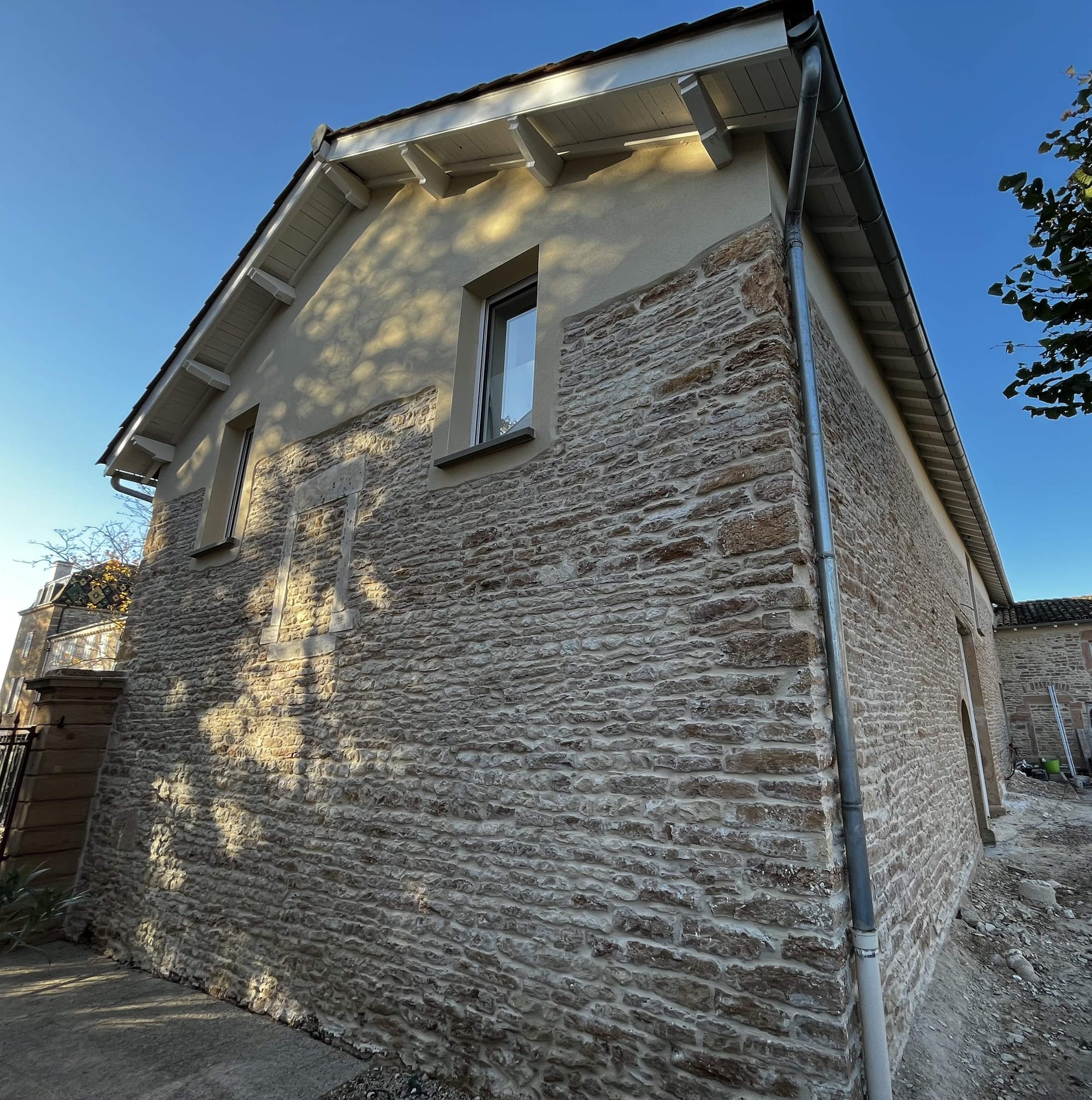 Création de 2 logements dans une ancienne grange