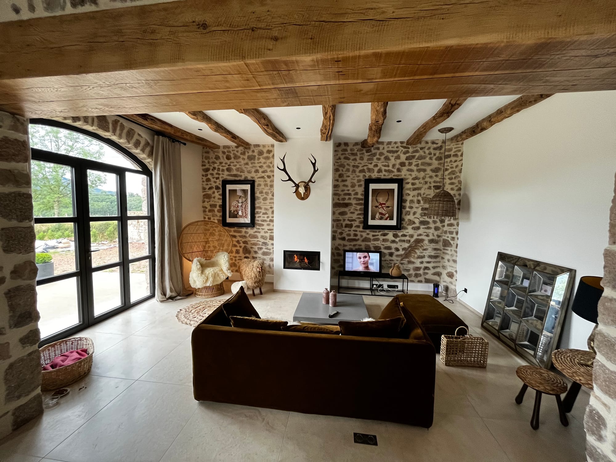 Transformation d'une ancienne grange en ruine