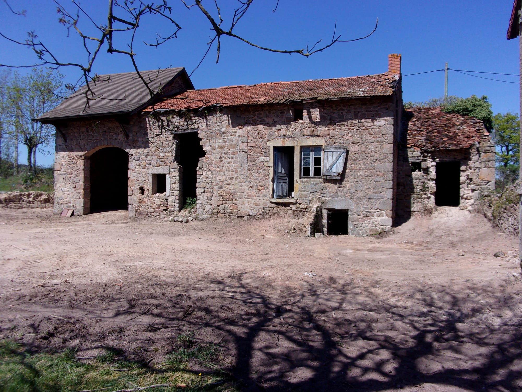 Transformation d'une ancienne grange en ruine