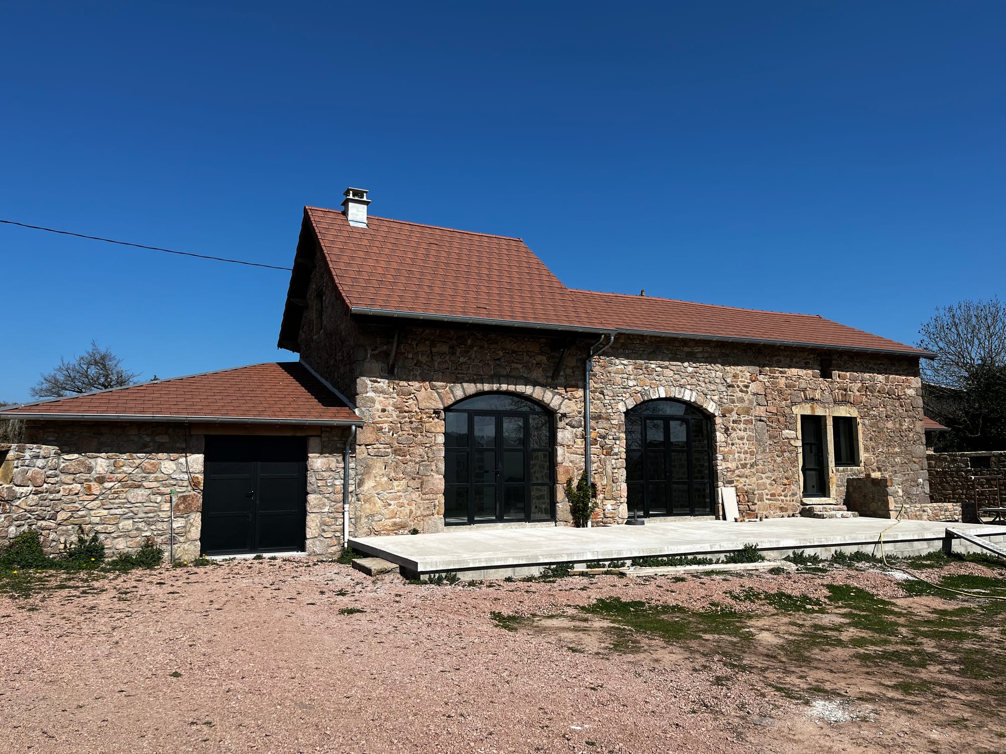 Transformation d'une ancienne grange en ruine