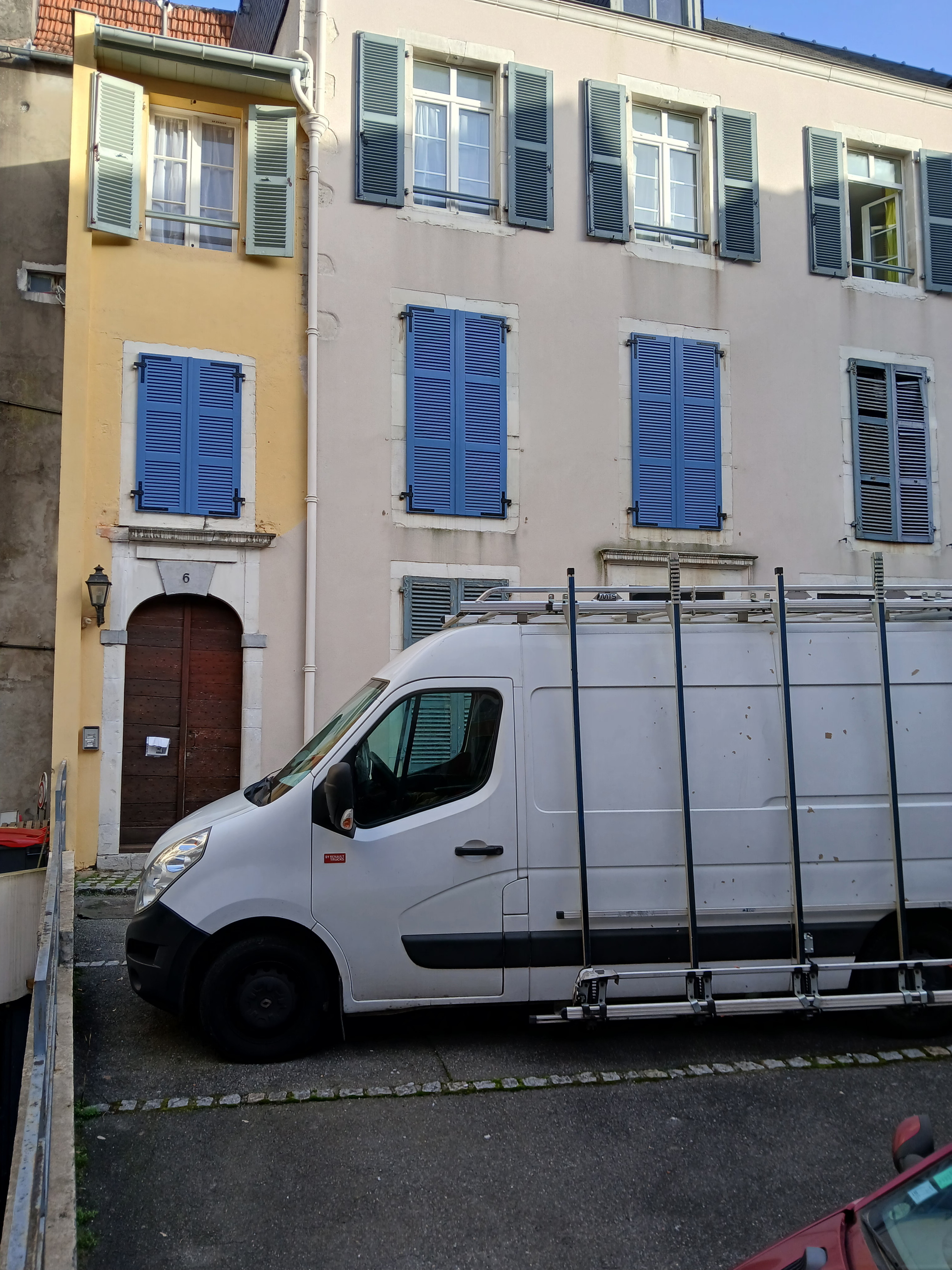 Volet battant bois exotique