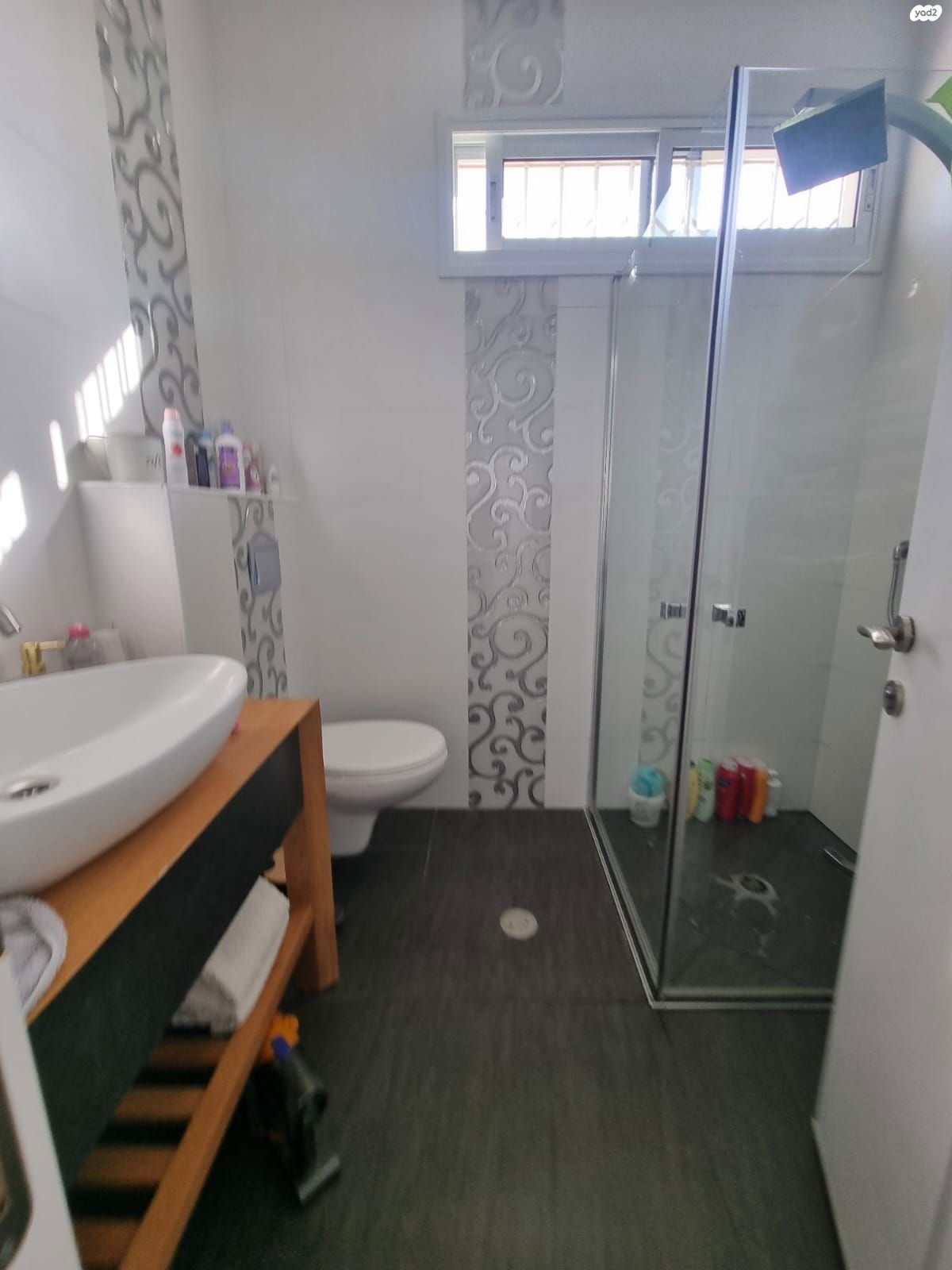 טריפלקס 155 מטר