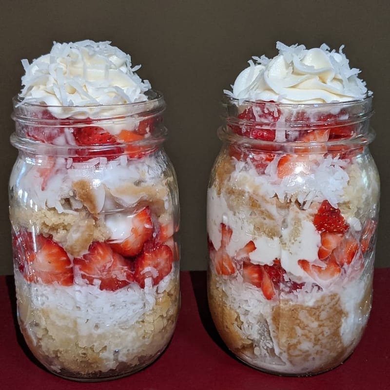 Strawberry & Coconut Tres Leches Cake Jar