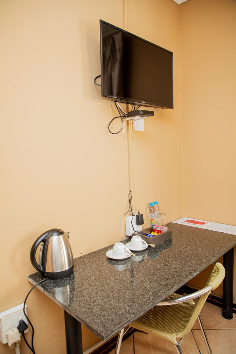 Molobane Lodge Standard Suite