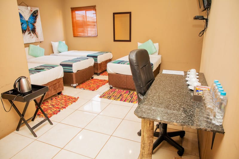 Molobane Lodge Family Suites