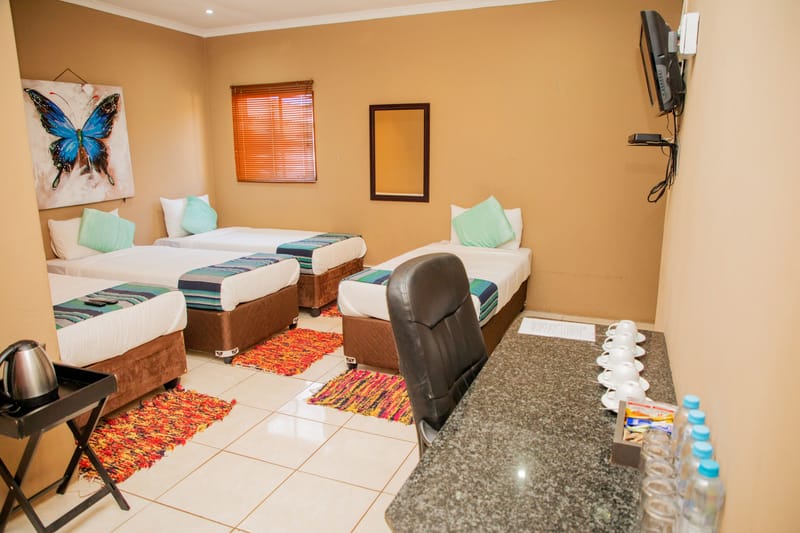Molobane Lodge Family Suites
