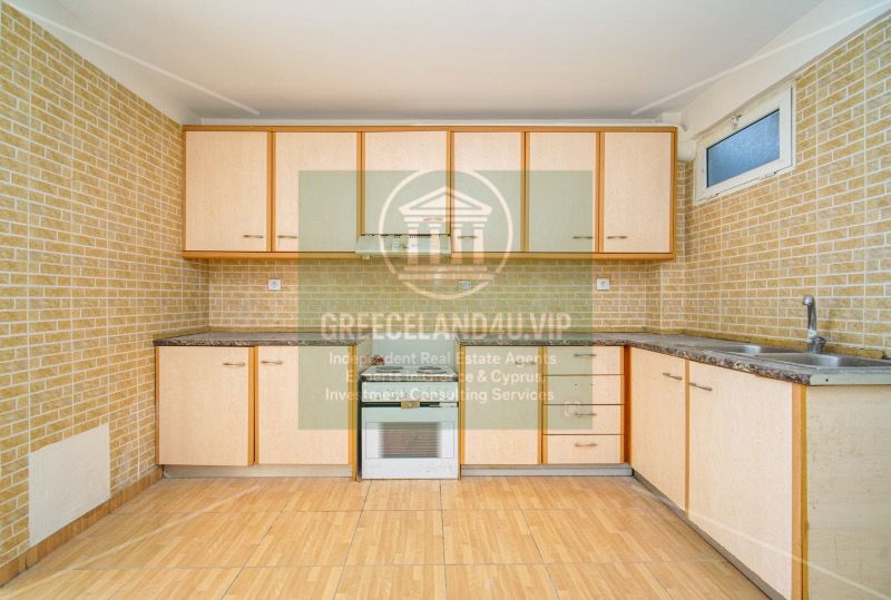 📍 Prime location in the city – opposite the new metro