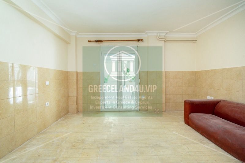 📍 Prime location in the city – opposite the new metro