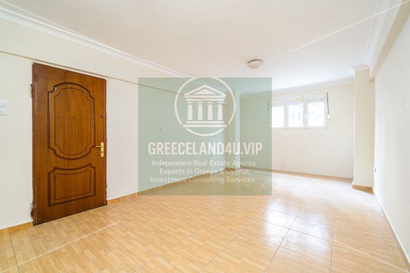 📍 Prime location in the city – opposite the new metro