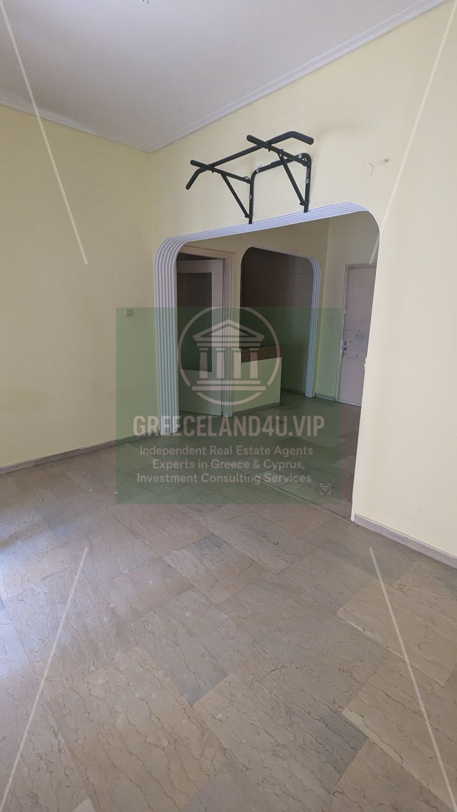 📍 Location: 2nd Floor