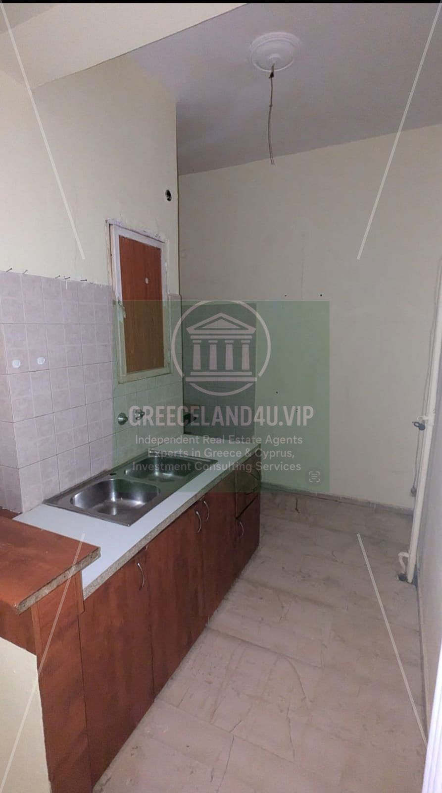 📍 Location: 2nd Floor