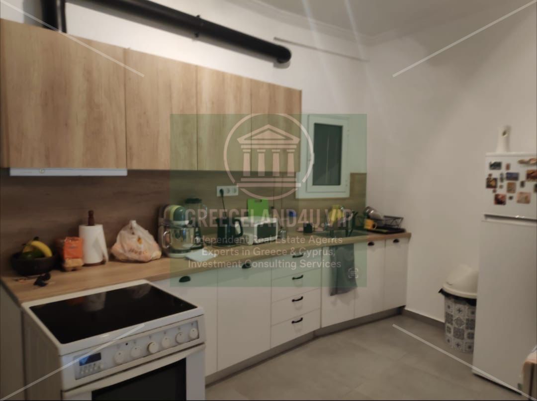 📍 Floor: Elevated ground floor (UG Floor) – rear part has a balcony and feels like 1st floor