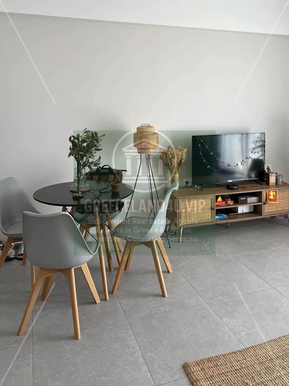 📍 Floor: Elevated ground floor (UG Floor) – rear part has a balcony and feels like 1st floor