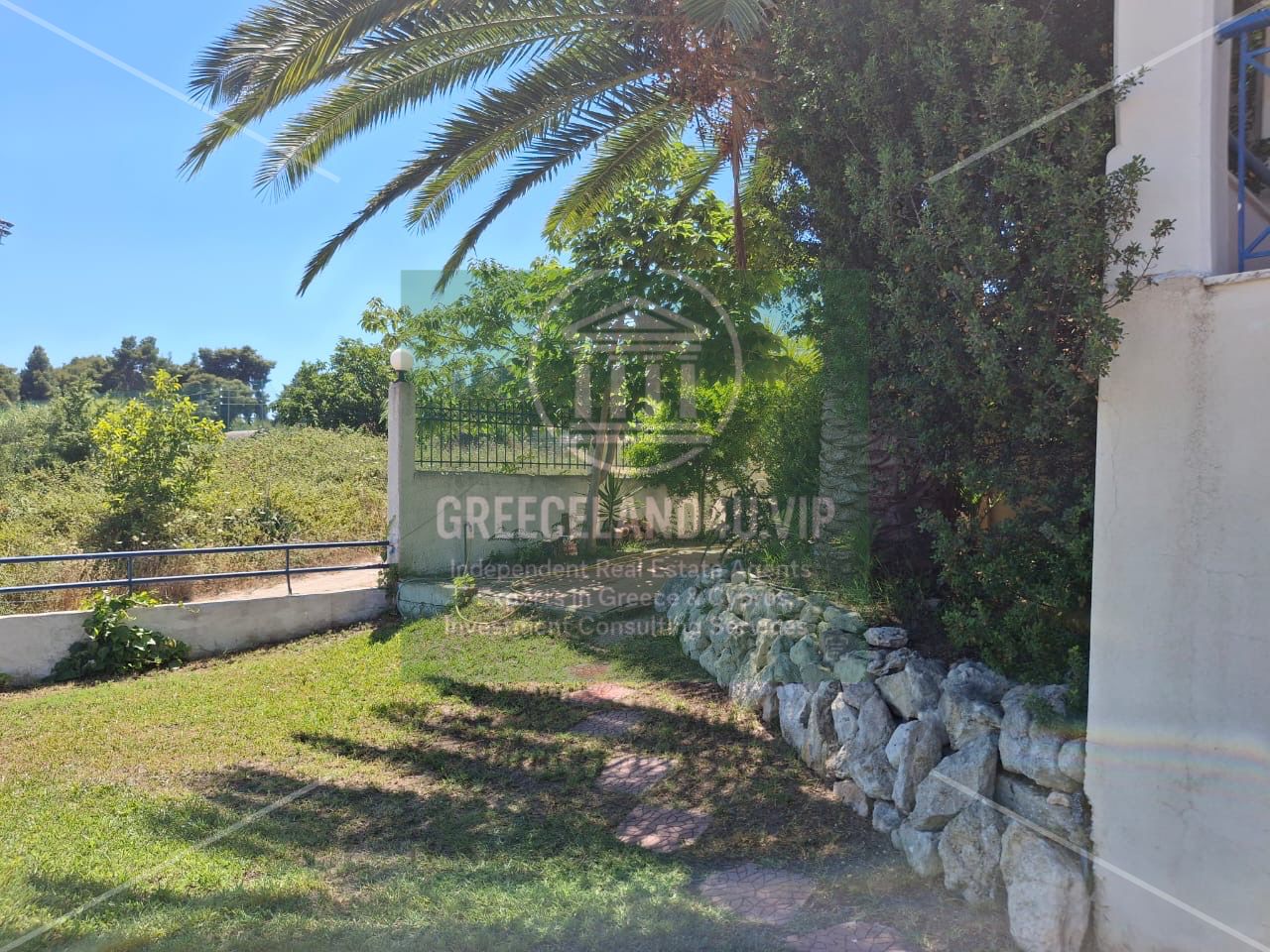 🏢 Prime Investment in a Top Tourist Location