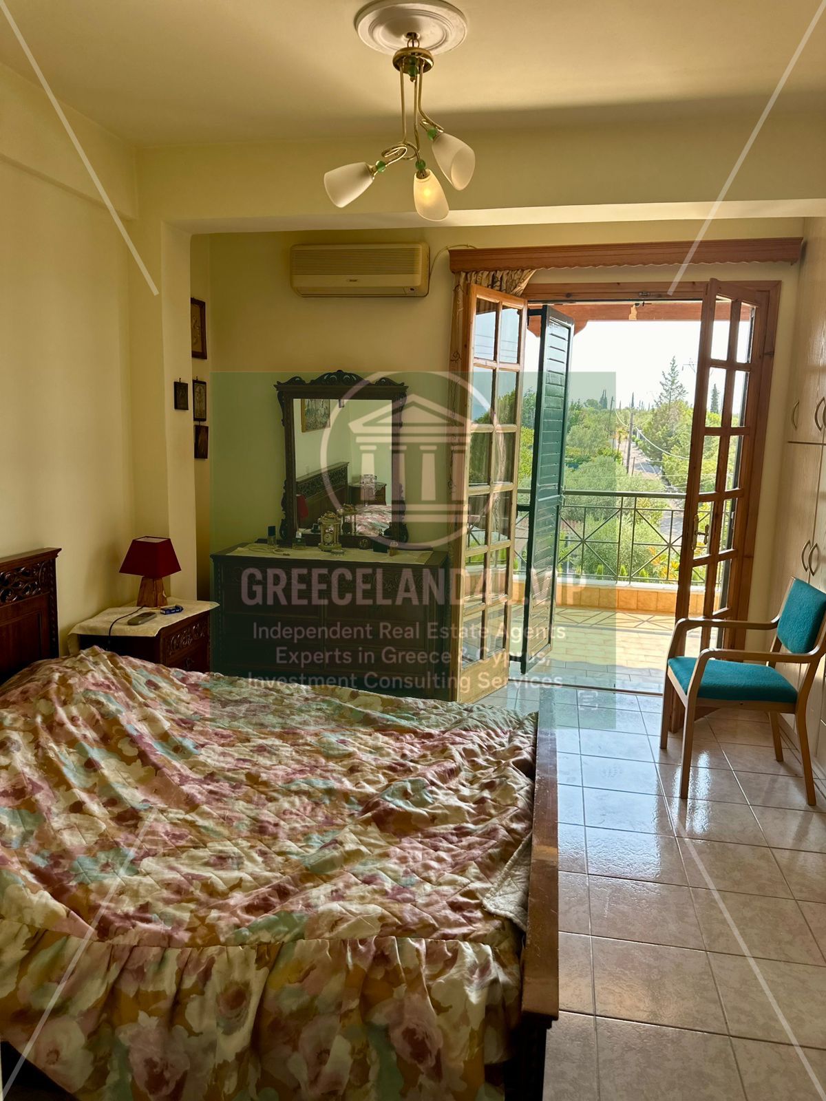 📐 Total Built Area: 220 sq.m