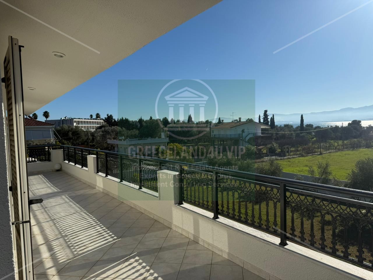 Completely renovated villa (2025), on a 2 dunam plot with potential for a pool!