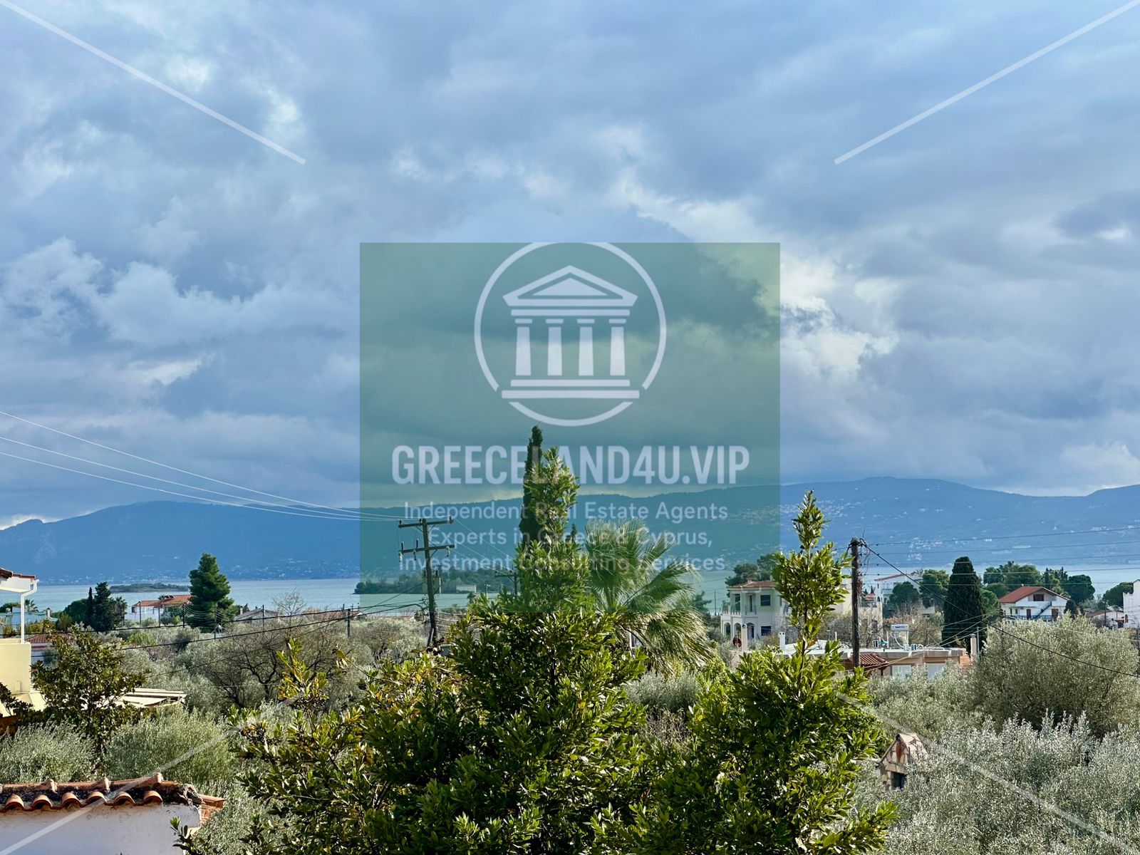  | **600m from the sea**