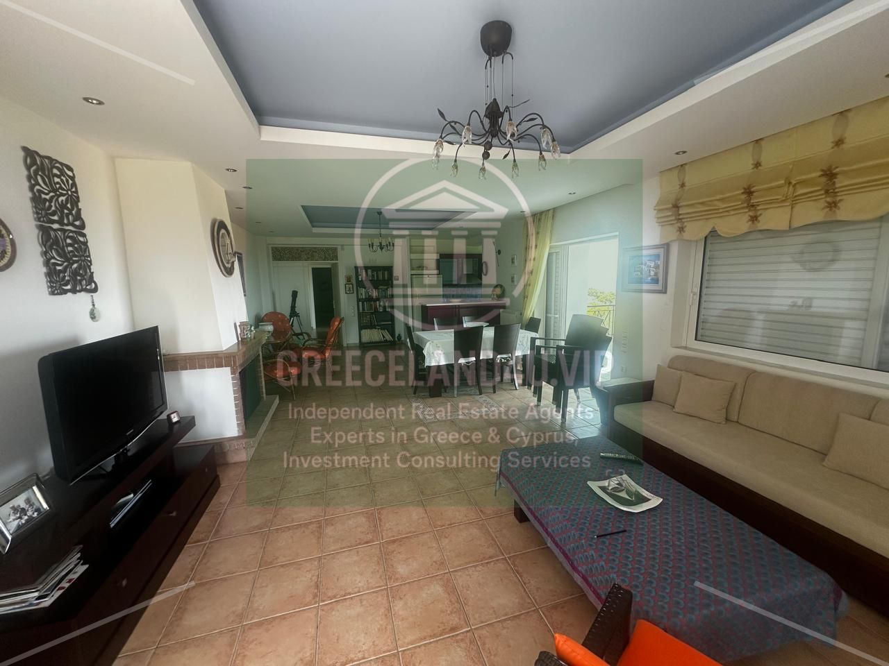 walking distance to the beach!