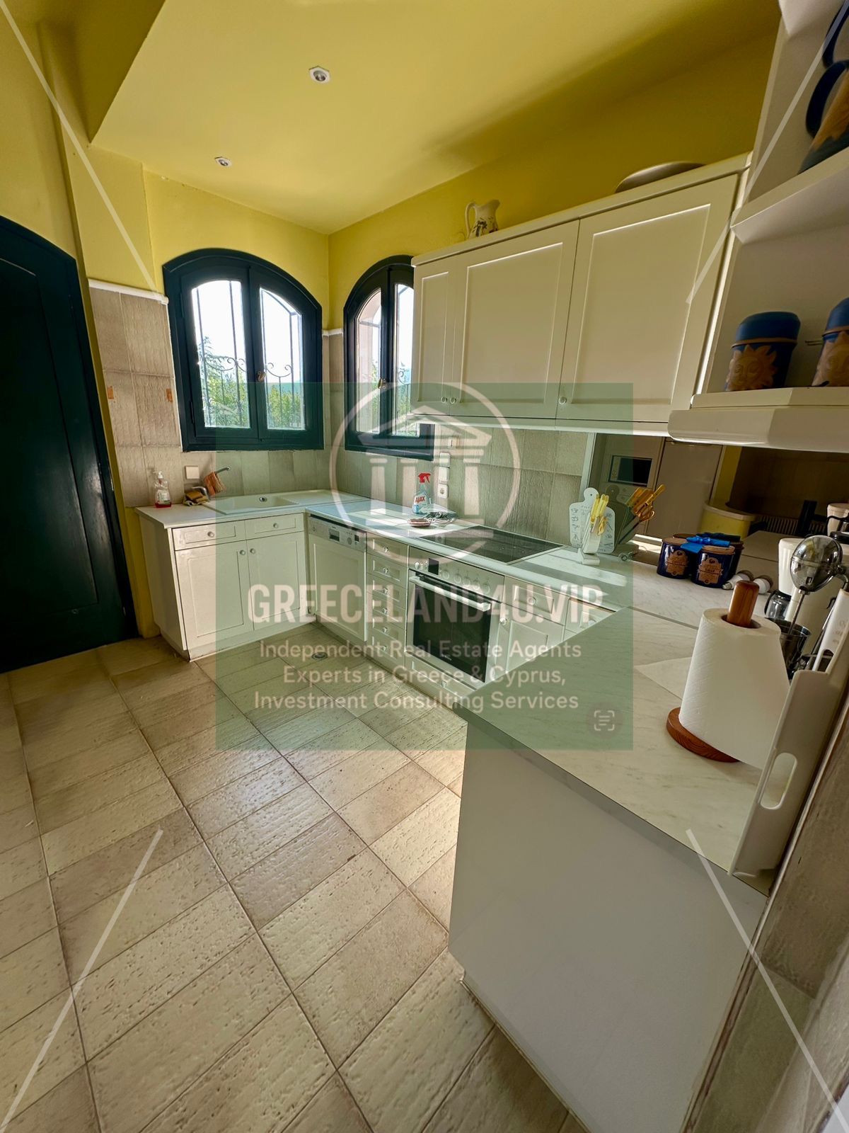 Set on a 4,000 m² plot with **panoramic sea views**, this elegant 4-bedroom villa blends luxury, comfort, and privacy. Features include: