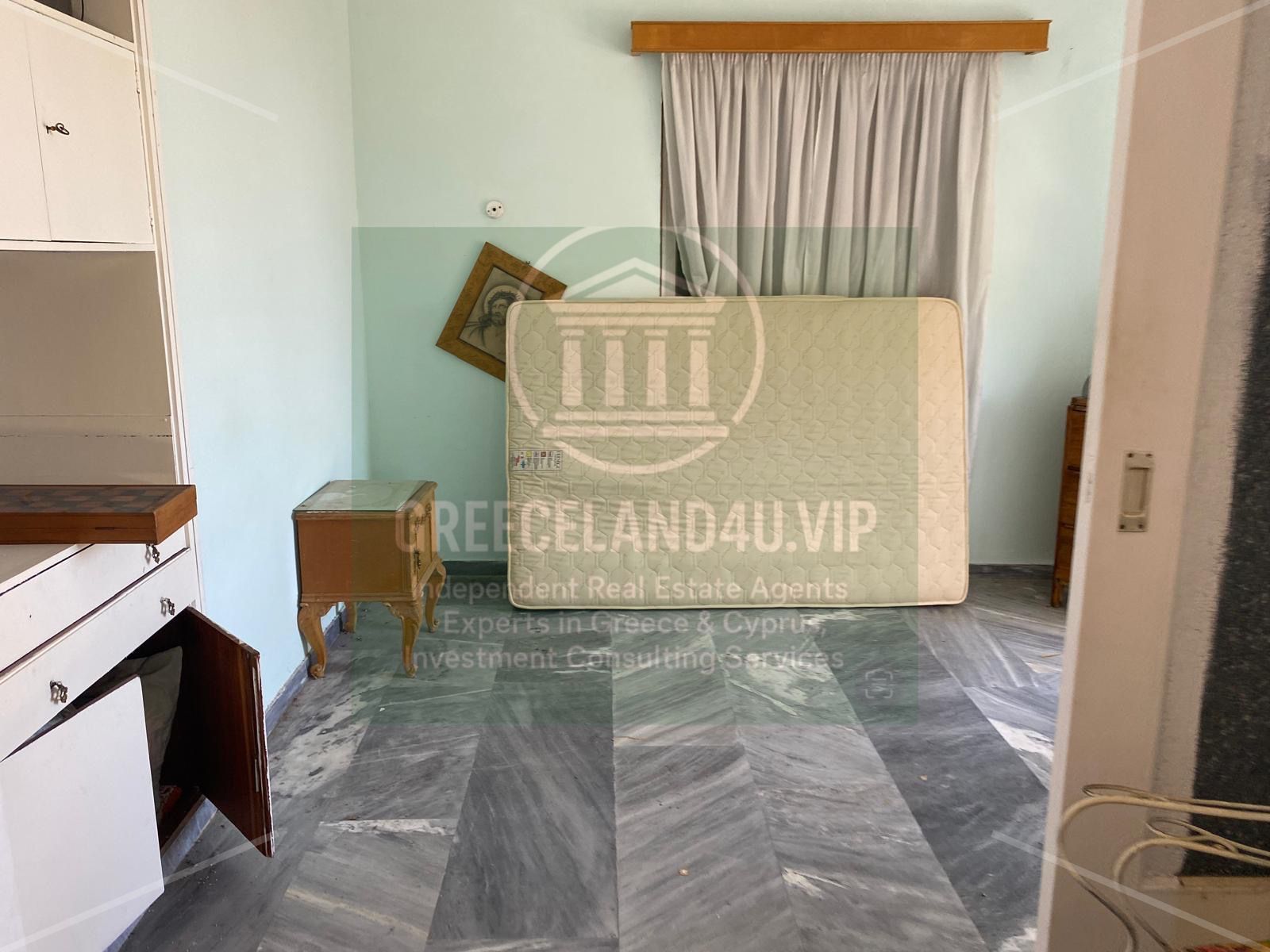 ⛱️ Just 20 meters from the sea!