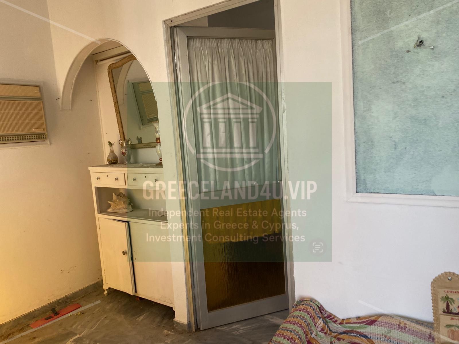 ⛱️ Just 20 meters from the sea!