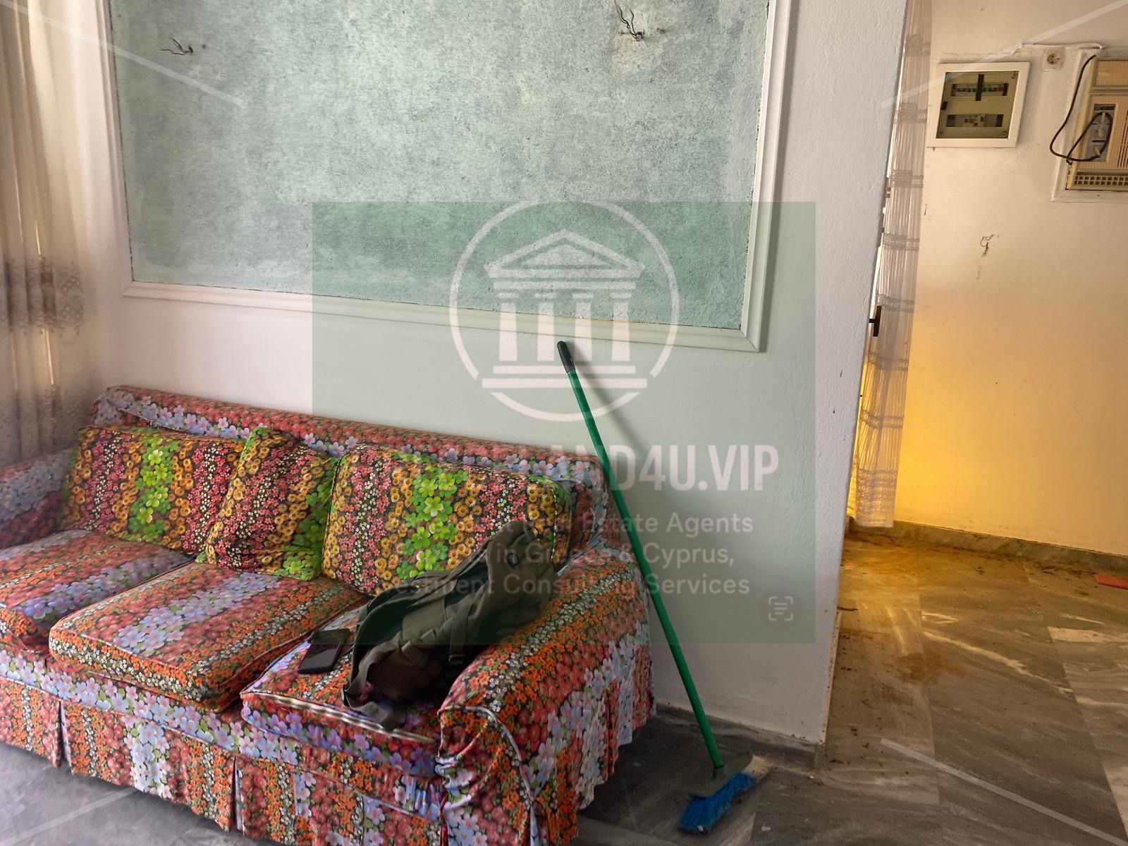 ⛱️ Just 20 meters from the sea!