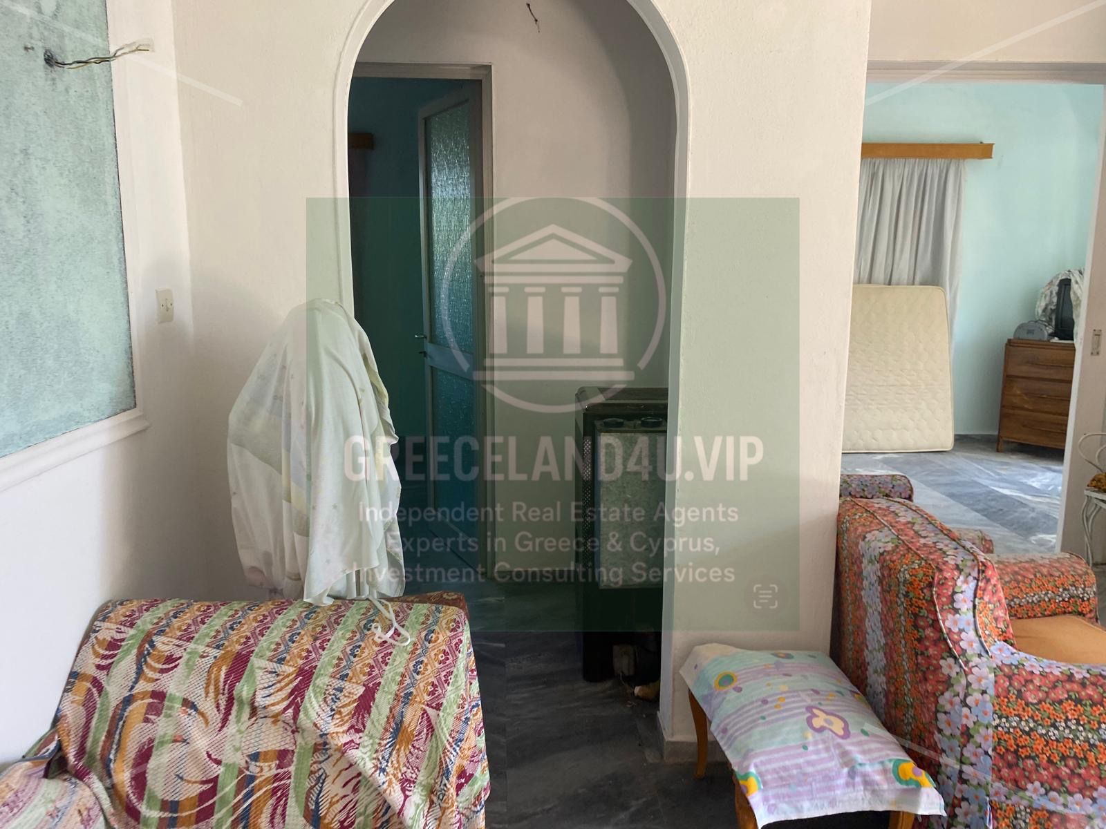 ⛱️ Just 20 meters from the sea!