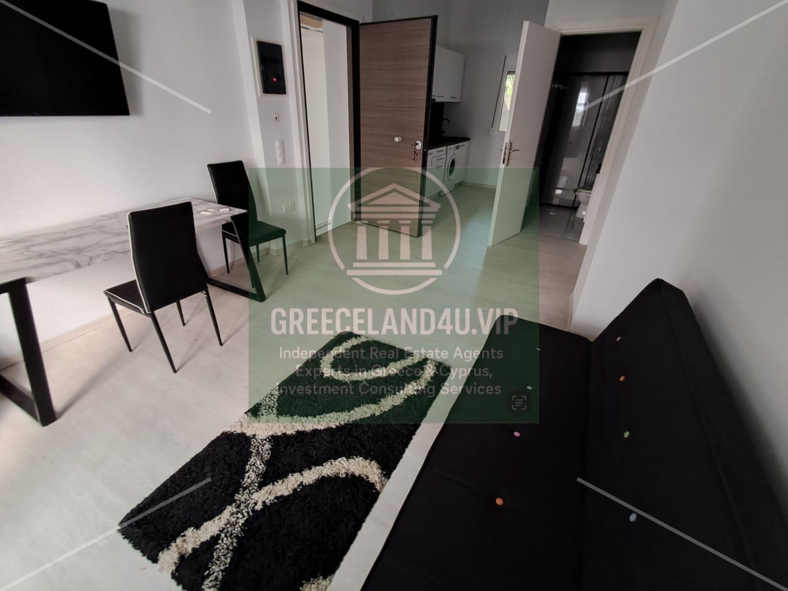 📍 Neos Kosmos | Elevated Ground Floor