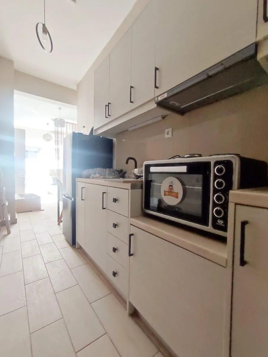 Fully renovated and furnished, including air conditioning 