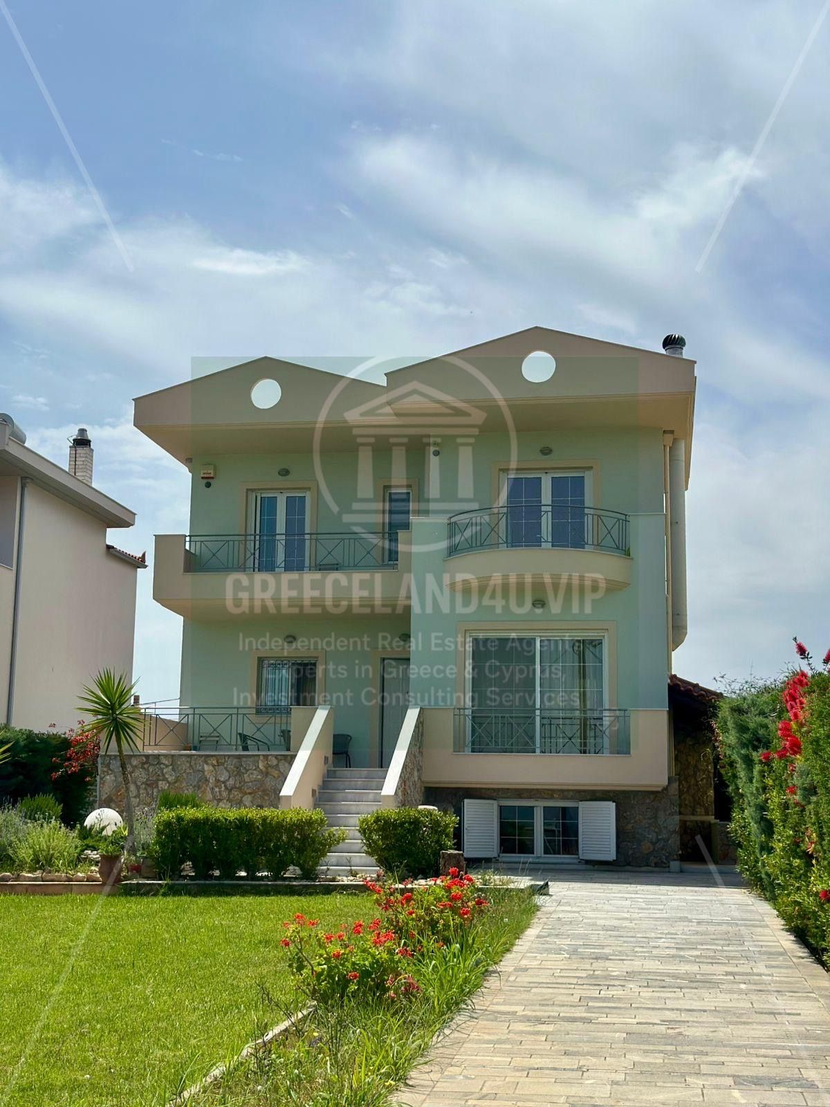 🌊 **Stunning 3-Level Maisonette with Panoramic Sea View & Private Garden!** 🌿