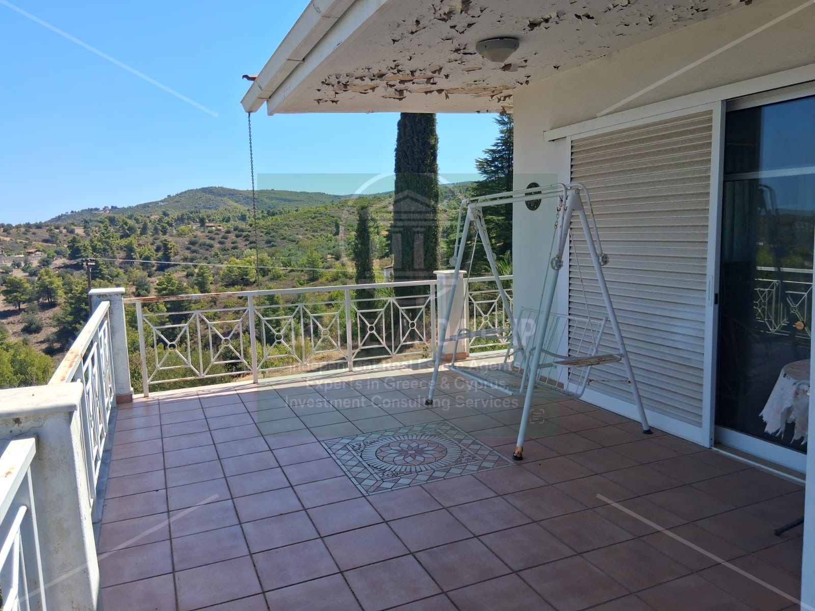 📍 **Location:** toOropos