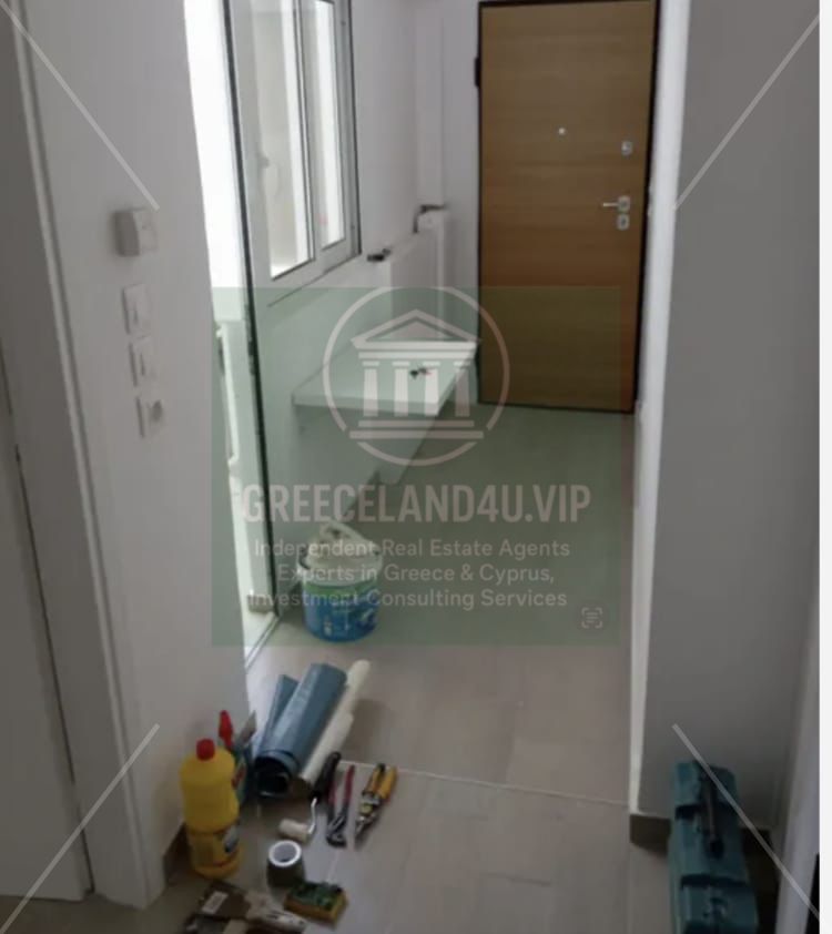 🏢 Floor: 1st floor with elevator