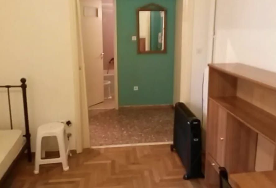 🏛️ Studio apartment on the 1st floor with elevator