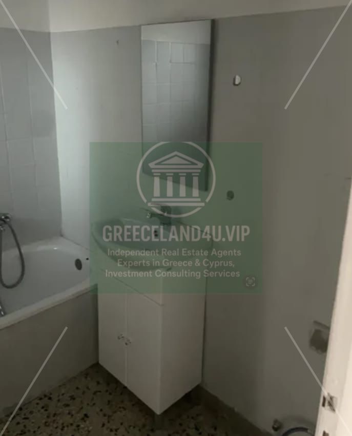 📐 Size: 52 m² + Balcony