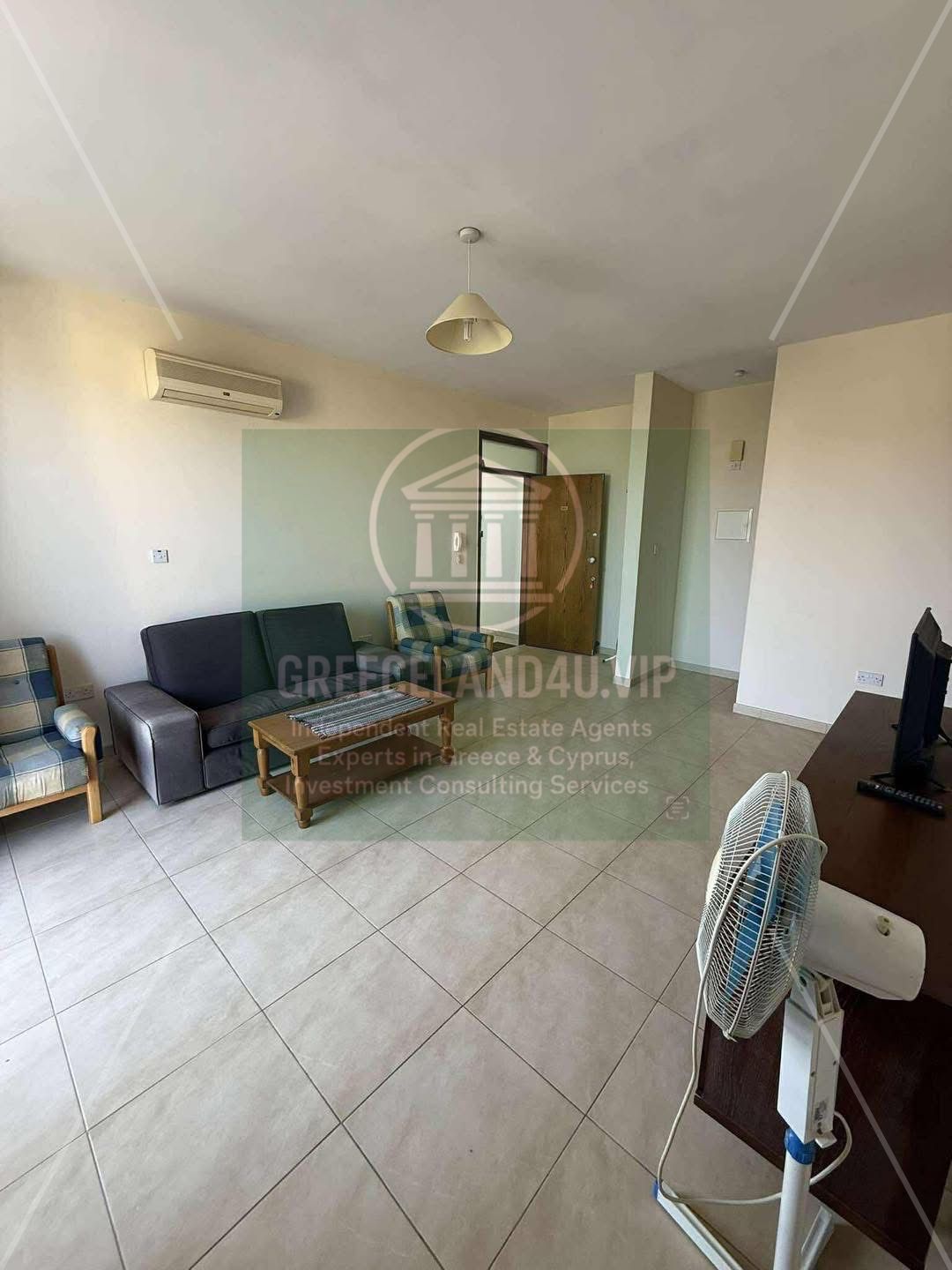 • 2 Bedrooms | 1 Bathroom