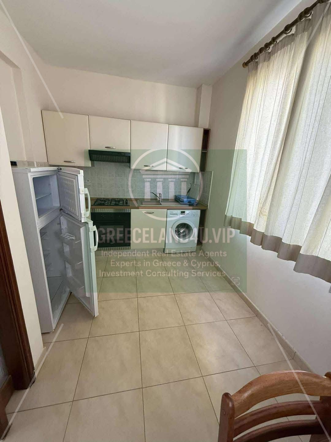 • 2 Bedrooms | 1 Bathroom